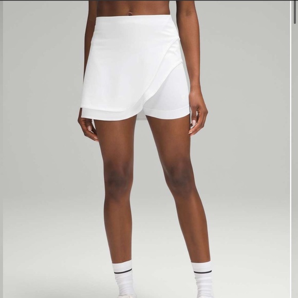 lululemon athletica Pants - Lululemon Asymmetrical Layered High-Rise Tennis Skirt White size 6